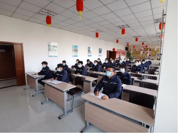 《“學習二十大  永遠跟黨走 奮進新征程”—引領(lǐng)銀川中鐵水務高質(zhì)量發(fā)展》