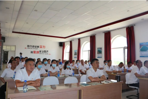 知危險(xiǎn)會(huì)避險(xiǎn) 安全文明出行